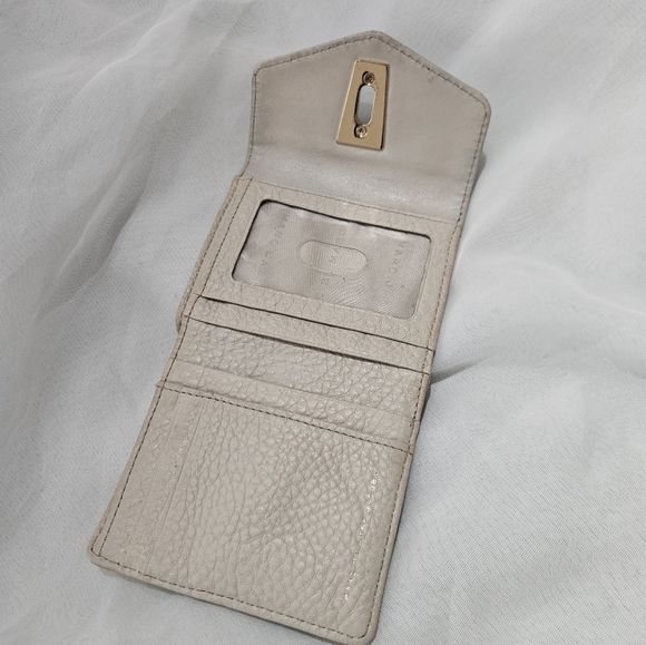 Marc by Marc Jacobs Small Wallet Cream & Gold - Picture 3 of 8